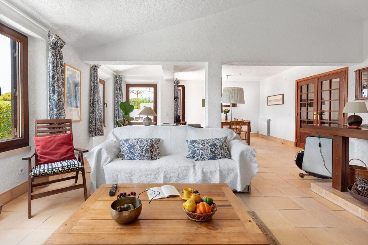 Joivy 3-Br Cottage With Terrace And Garden In Colares Sintra Exterior photo
