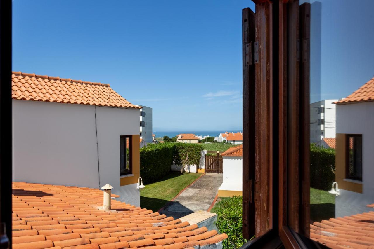 Joivy 3-Br Cottage With Terrace And Garden In Colares Sintra Exterior photo